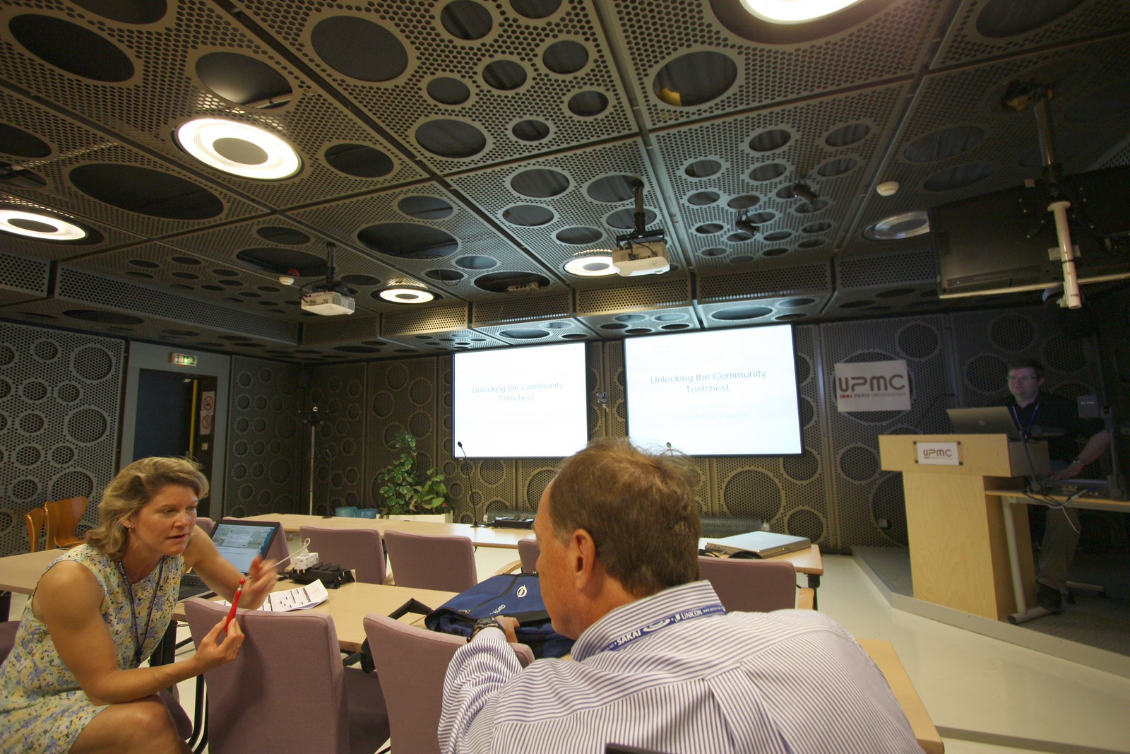 IMG_2993-gamma - HATkins talk