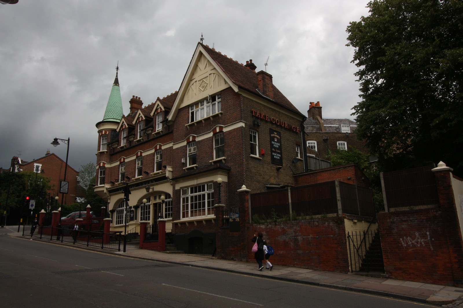 IMG_3392 - Highgate Pub
