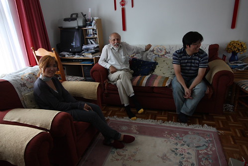 IMG_3656 - Father, Anuu and Xinyu in Sultan's sitting room