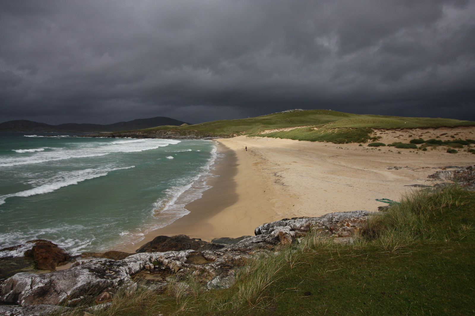 IMG_4004 - Nisabost Beach by Macleod's Stone