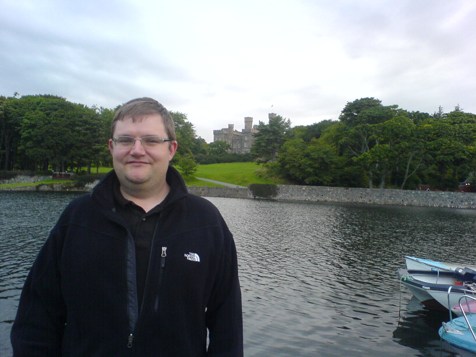 DSC00326 - ATKINS demonstrates Lewis Castle