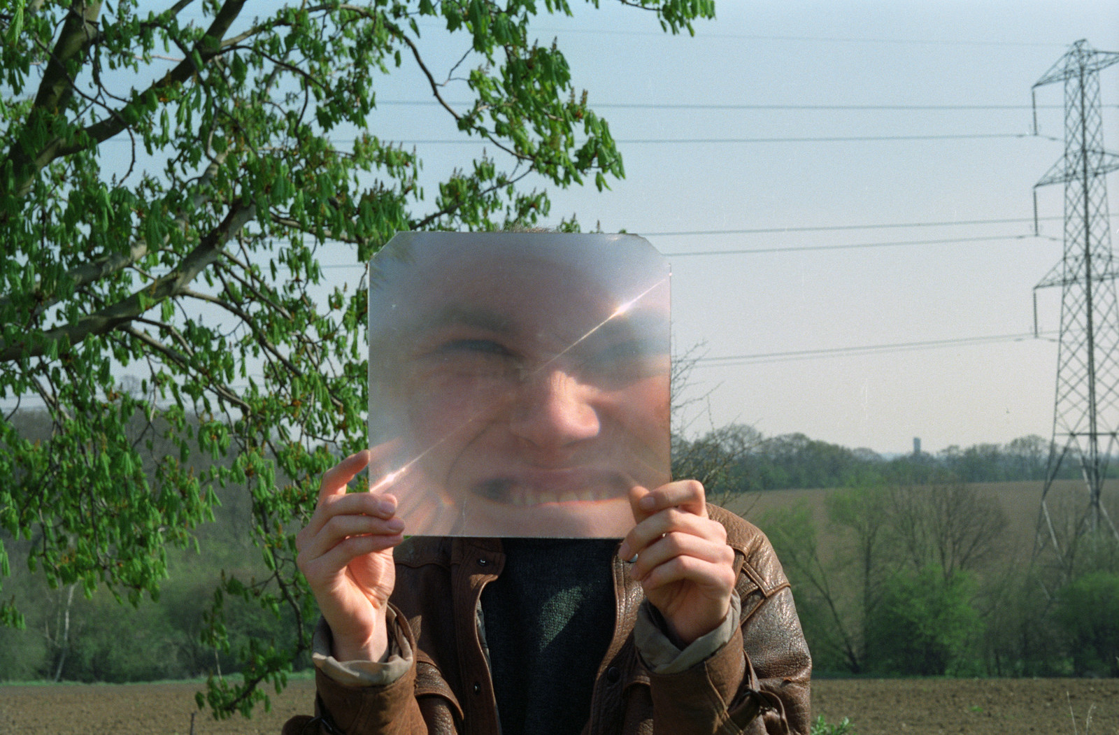 01486_n_9ae2ungef1108 - Magnifier