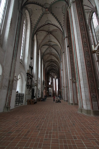 IMG_6655 - Marienkirche aisle