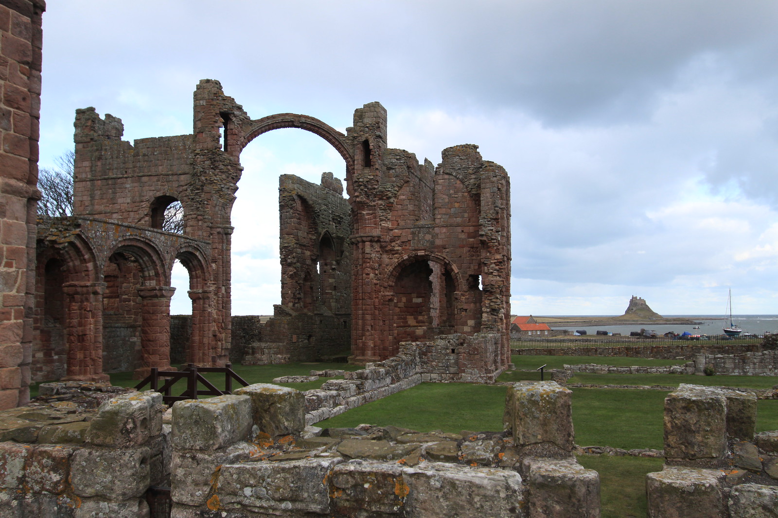 IMG_9882 - Priory and Castle